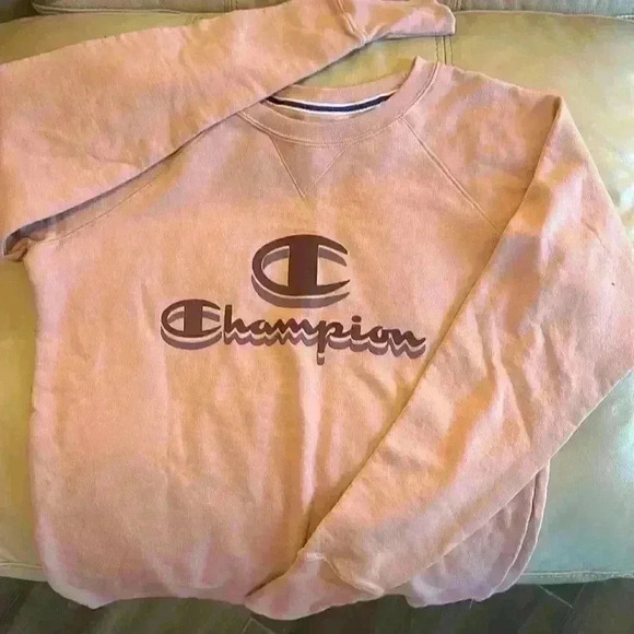 Women’s Long Sleeve Champion Sweatshirt-Like New! Size Small - Picture 1 of 3
